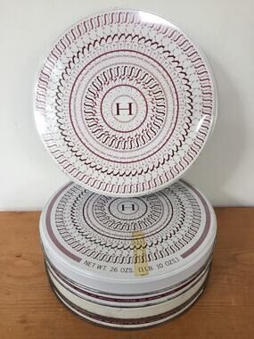 Set 3 Vtg 70s USA Hersheys Chocolate 26 oz Typographic Round Cookie Tins 8"